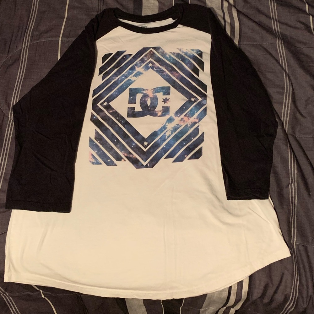 DC 3/4 Sleeve Shirt